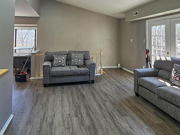 5th image of 1709 Crimson Tree Way #5D