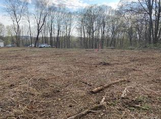 45 Hammond Ln, Wallkill, NY 12589