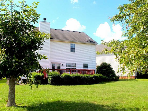 2nd image of 2159 Oak Hill Dr