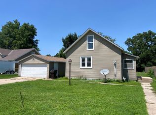 514 W 14th St, Schuyler, NE 68661