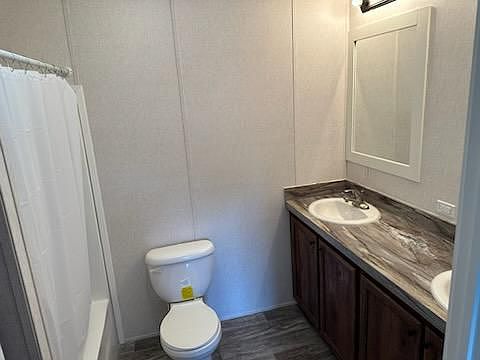 4th image of 4000 24th St N Lot 201