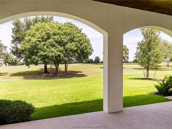 5th image of 4231 Villaggio Ct