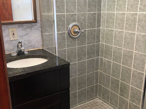 5th image of 82-33 Ankener Ave #1