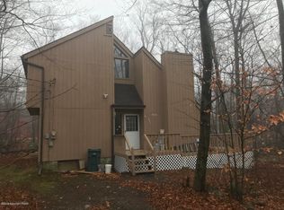 9840 Deerwood Dr, Tobyhanna, PA