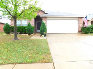 1701 Thorntree Ln, Justin, TX 76247