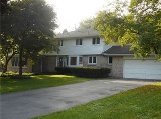 335 Warren Ave, Rochester, NY 14618