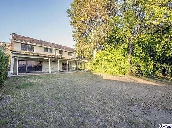 3rd image of 3910 Burritt Way