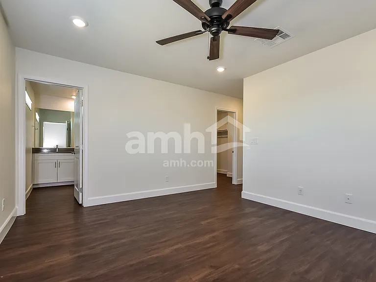 582 Topiary Park Ave — Photo 10
