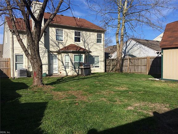 2nd image of 1329 Graylyn Ct