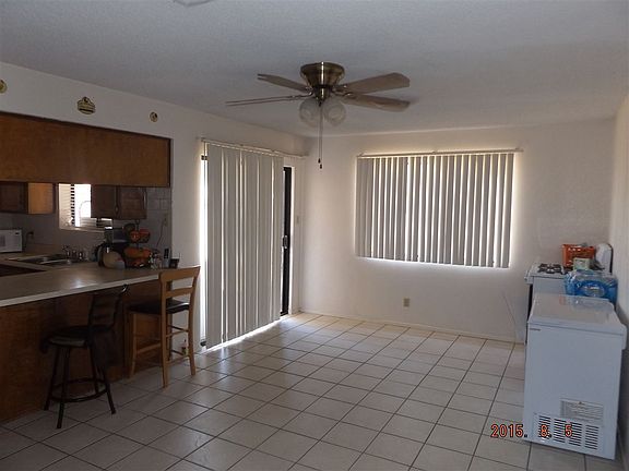 3rd image of 1448 S Howard Dr