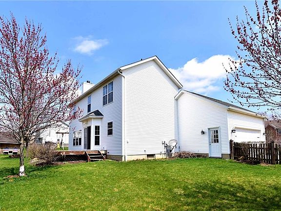 3rd image of 1293 Rockport Dr