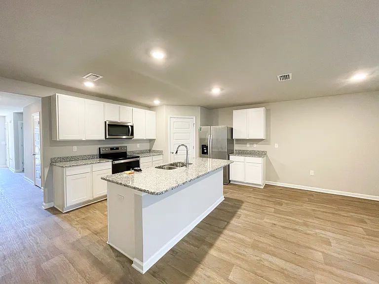 10252 Ruffian Rte — Photo 2