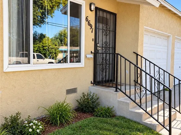 190 E 67th St, Long Beach, CA 90805