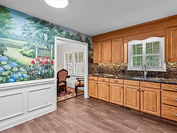 4th image of 2309 Timberlake Ave