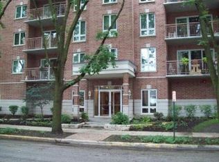 1327 E Washington St UNIT 608, Des Plaines, IL 60016