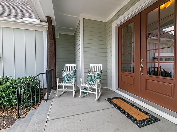 2nd image of 412 Brierley Dr