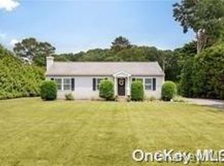 50 Jessup Ave, Quogue, NY 11959