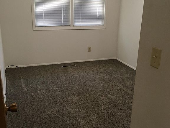 3rd image of 2940 N 58th St