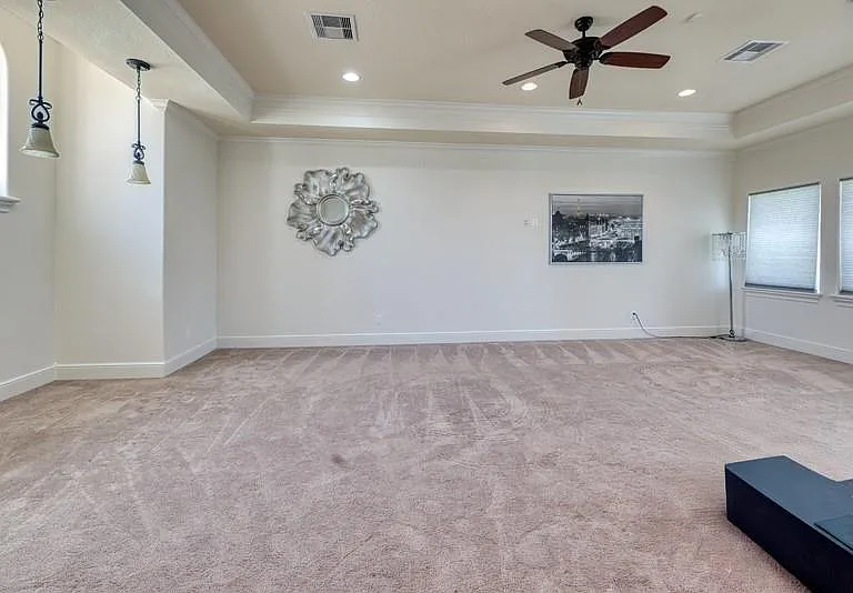 5623 Waters Landing Ln — Photo 36