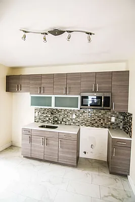 Rented by Target Realty Group | media 24