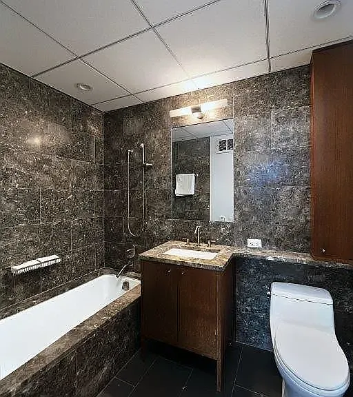 205 E 59th St #1903 — Photo 10