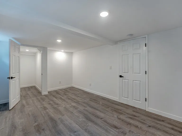 4814 NE 32nd Pl #B — Photo 17