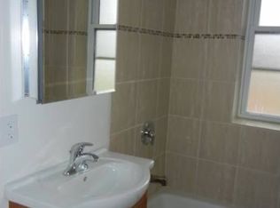 2118 N Oakley Ave #2, Chicago, IL 60647