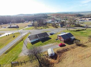 4778 E Lee Hwy, Max Meadows, VA 24360