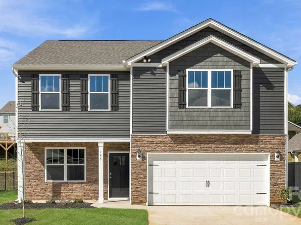 145 Ridgehaven Dr, Waynesville, NC 28786