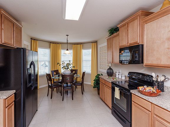 5008 Harvest Dr