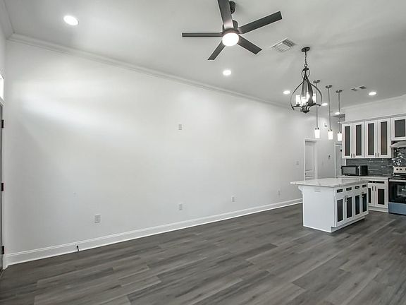 5th image of 127 Rencopas Ct