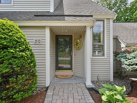 4th image of 30 Spoon Way Unit 30