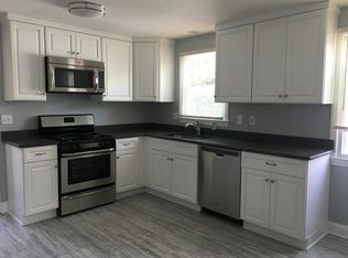 220 W Main St, Milford, CT 06460