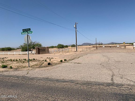3rd image of 10997 W Lazy Acres Dr