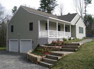 51 Village Green Dr, Ogunquit, ME 03907