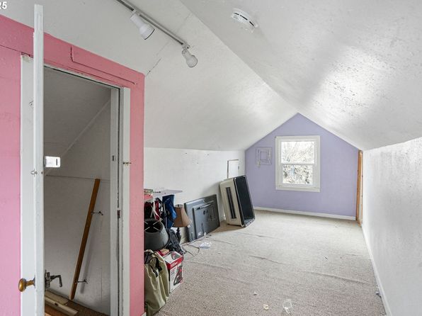 salem-oregon-53017115 picture