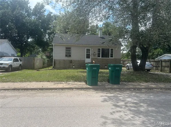 500 Range Ln, Cahokia, IL 62206