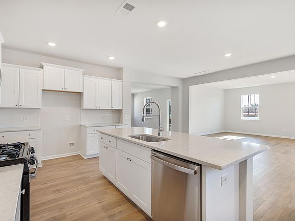 5th image of 1029 Riverbed Retreat Ln