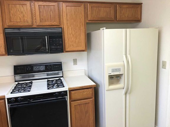 4th image of 8525 Lynhurst Dr