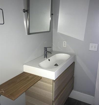 4th image of 2637 River Dr Unit 7