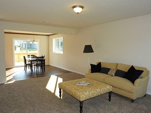 3rd image of 9659 Scotsmoor Ct SE