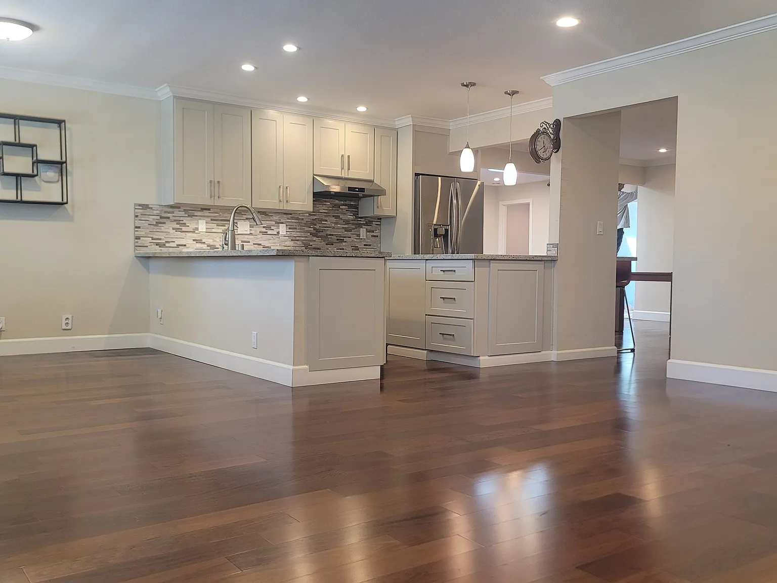 4 bed, 1781 sqft, $5,800 — Photo 3