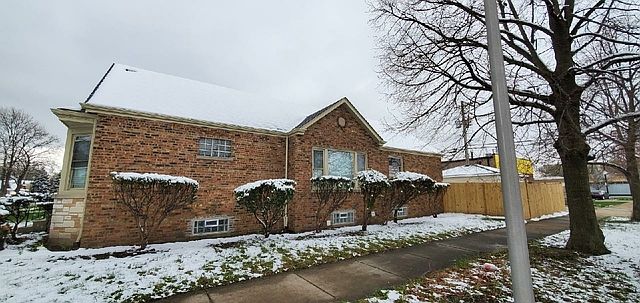 2nd image of 11200 S Emerald Ave