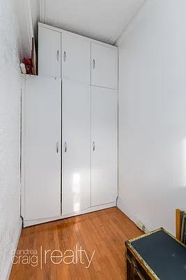 Rented by D'Andrea Craig Realty | media 18