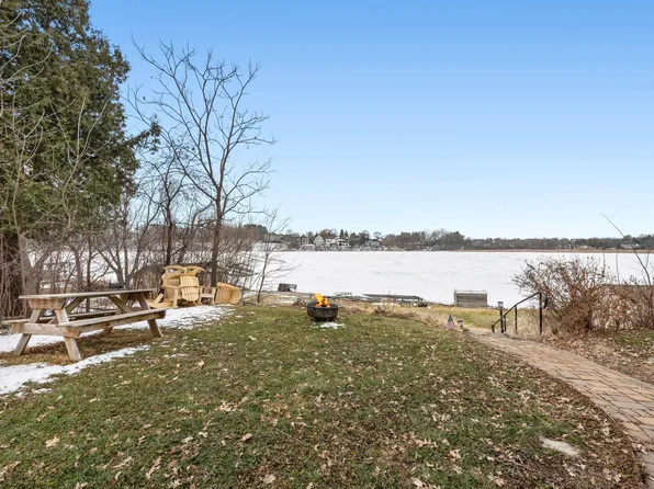 605 Park Ln, Long Lake, MN 55356