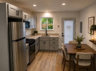 23260 Haynes St, West Hills, CA 91307