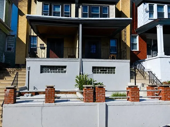 5640 N Warnock St, Philadelphia, PA 19141