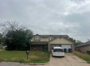 6736 Woodsmoke Way, Fort Worth, TX 76137