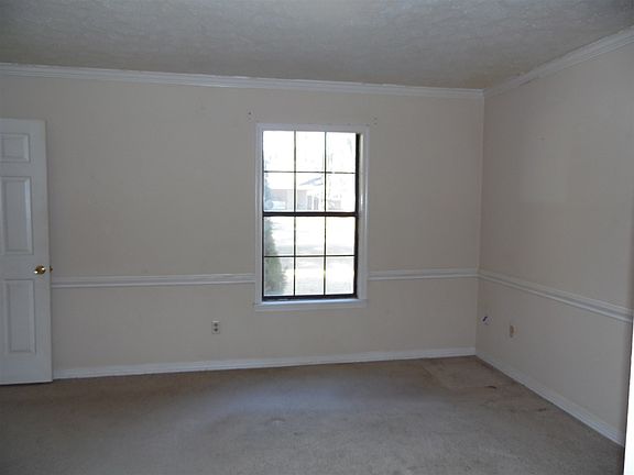 5th image of 186 Dogwood Cir