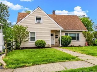 922 McKinley St, Peekskill, NY 10566